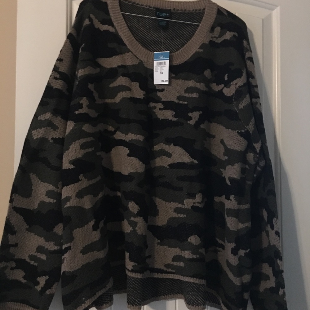 Slightly cropped high low camo sweater